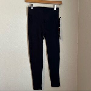 NWT, SHEFIT Seamless Mid Rise Leggings With Scrunch Butt in Black, Small/Medium